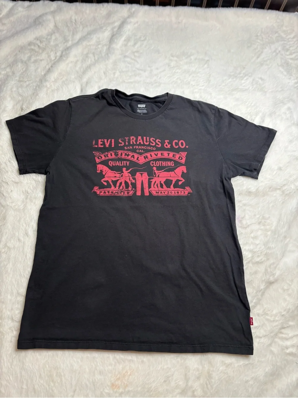 Levi's Black Short Sleeve Tee with Red Graphic Logo